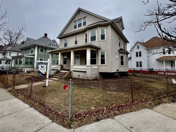 $329,999 | 305 Dickinson Street, Springfield, MA 01108