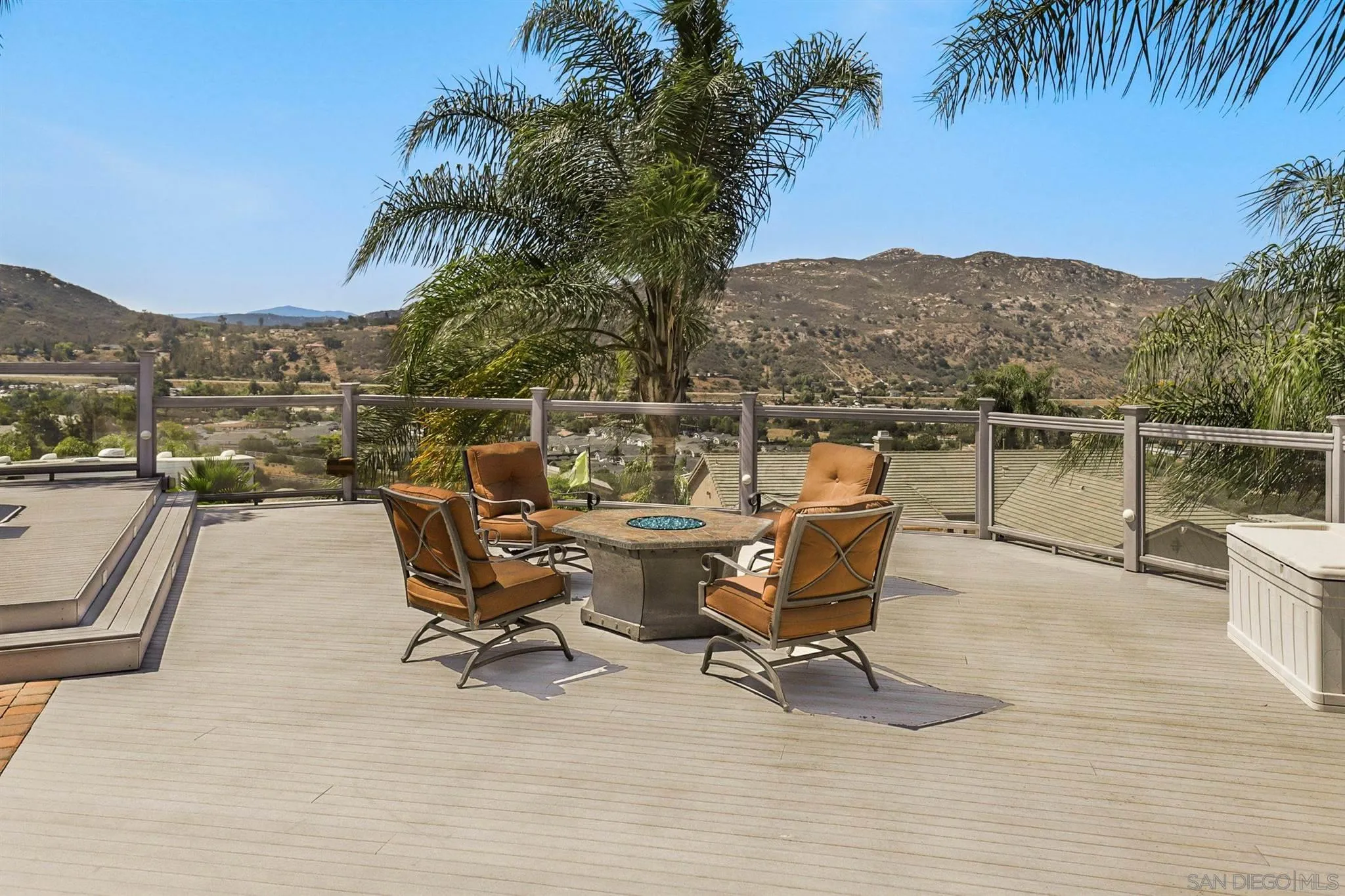 10138 Silva Road El Cajon, CA 92021 - Photo 4 of 71 Gallery Image 4