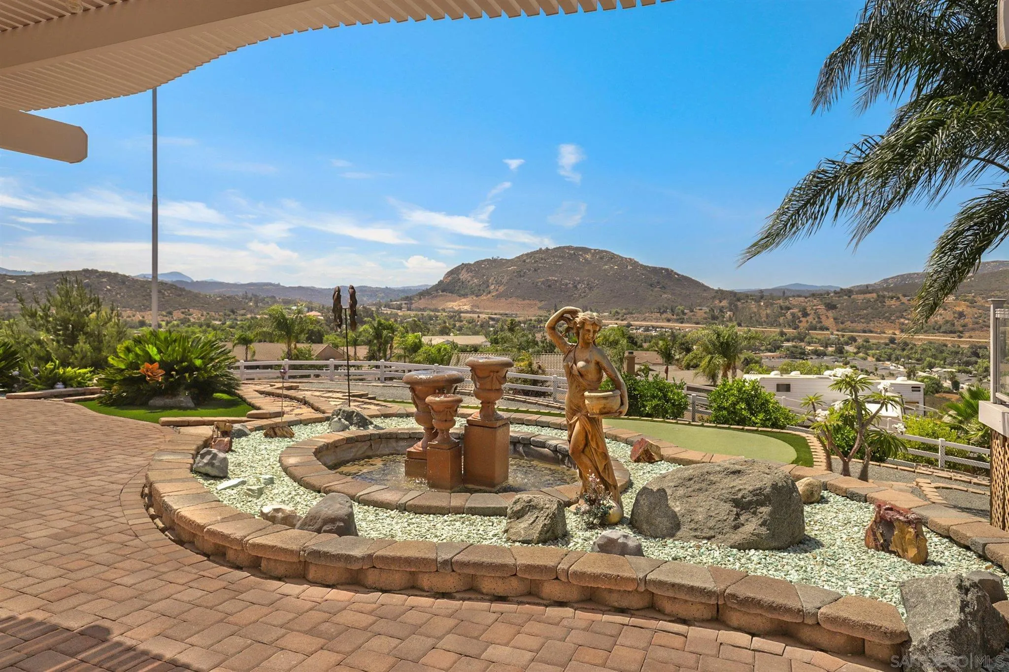 10138 Silva Road El Cajon, CA 92021 - Photo 6 of 71 Gallery Image 6