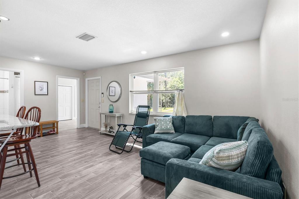 6244 Colony Circle Weeki Wachee, FL 34607 - Photo 36 of 60 a living room with furniture
