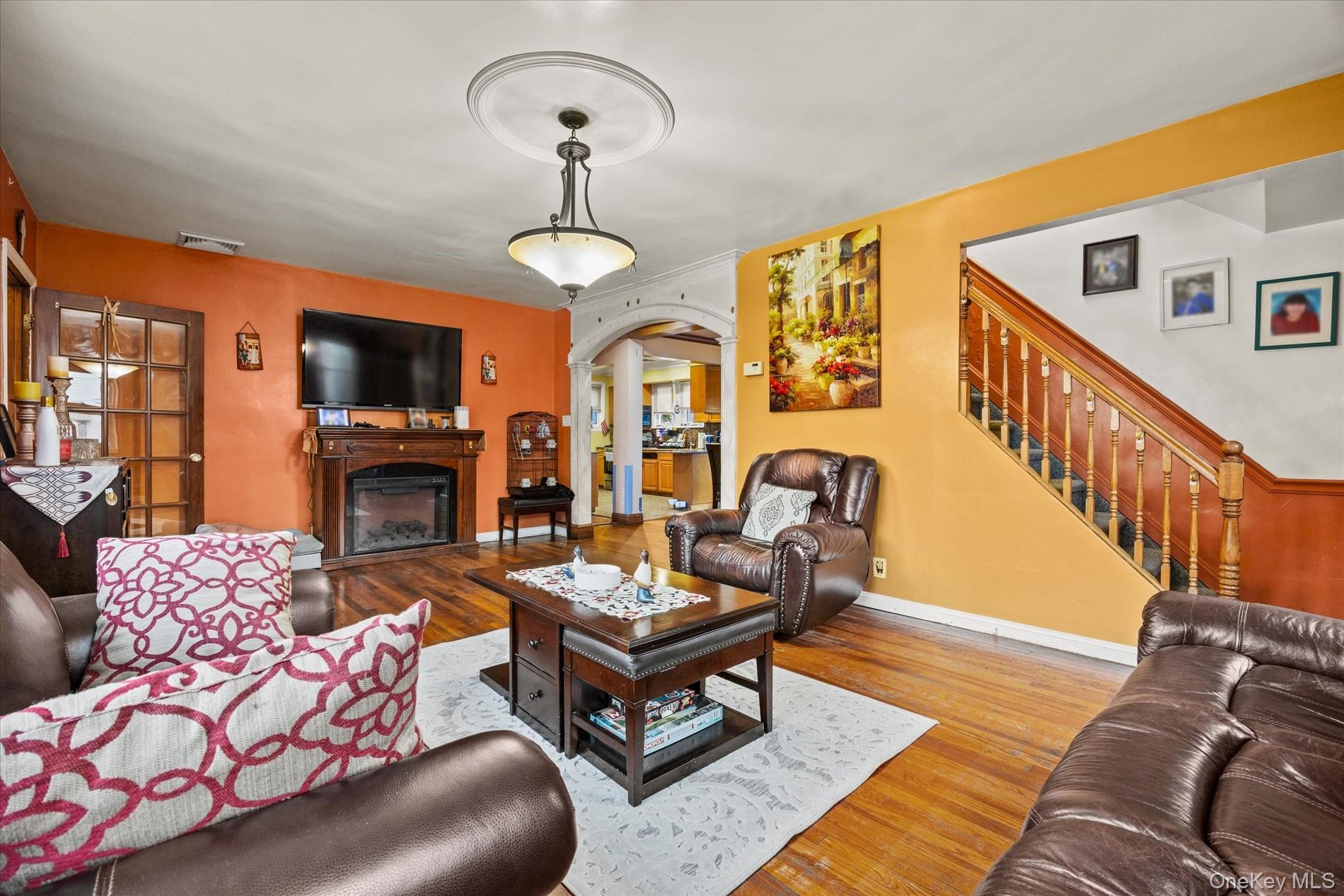 50 Manor Road Valley Stream, NY 11580 - Photo 6 of 33 Gallery Image 6