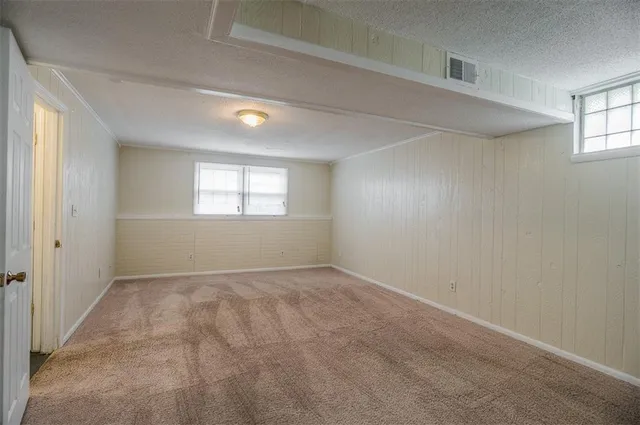 $159,900 | 11601 Manchester Avenue, Kansas City, MO 64134