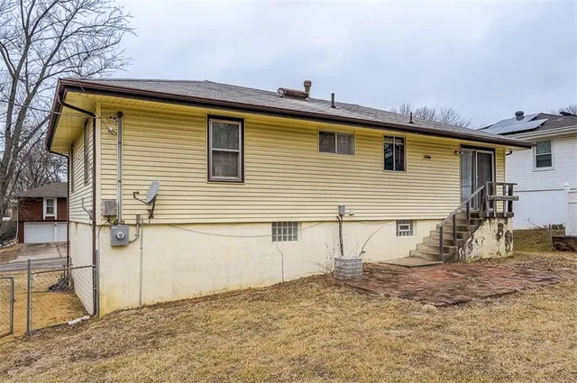 $159,900 | 11601 Manchester Avenue, Kansas City, MO 64134