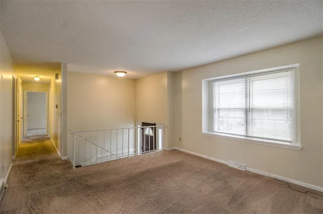 $159,900 | 11601 Manchester Avenue, Kansas City, MO 64134