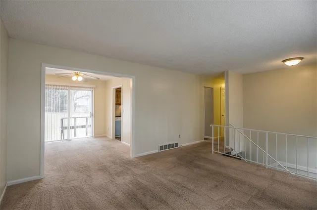 $159,900 | 11601 Manchester Avenue, Kansas City, MO 64134