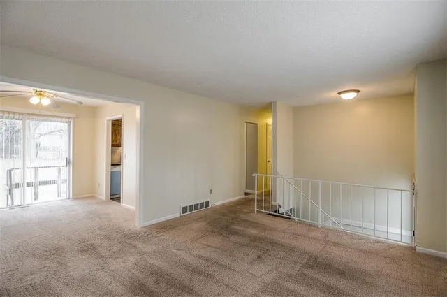 $159,900 | 11601 Manchester Avenue, Kansas City, MO 64134