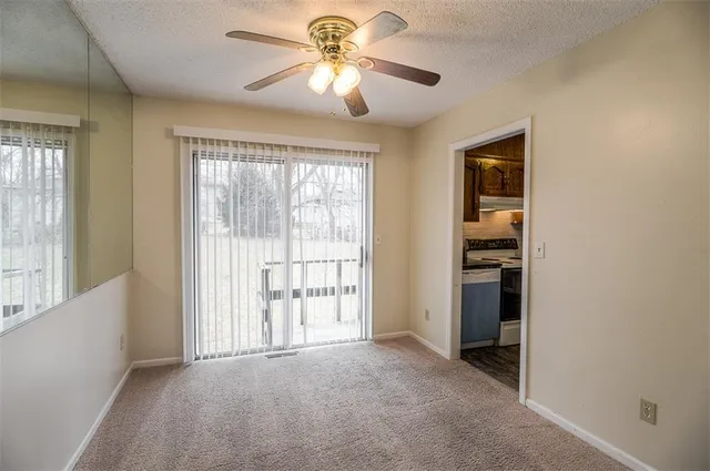 $159,900 | 11601 Manchester Avenue, Kansas City, MO 64134