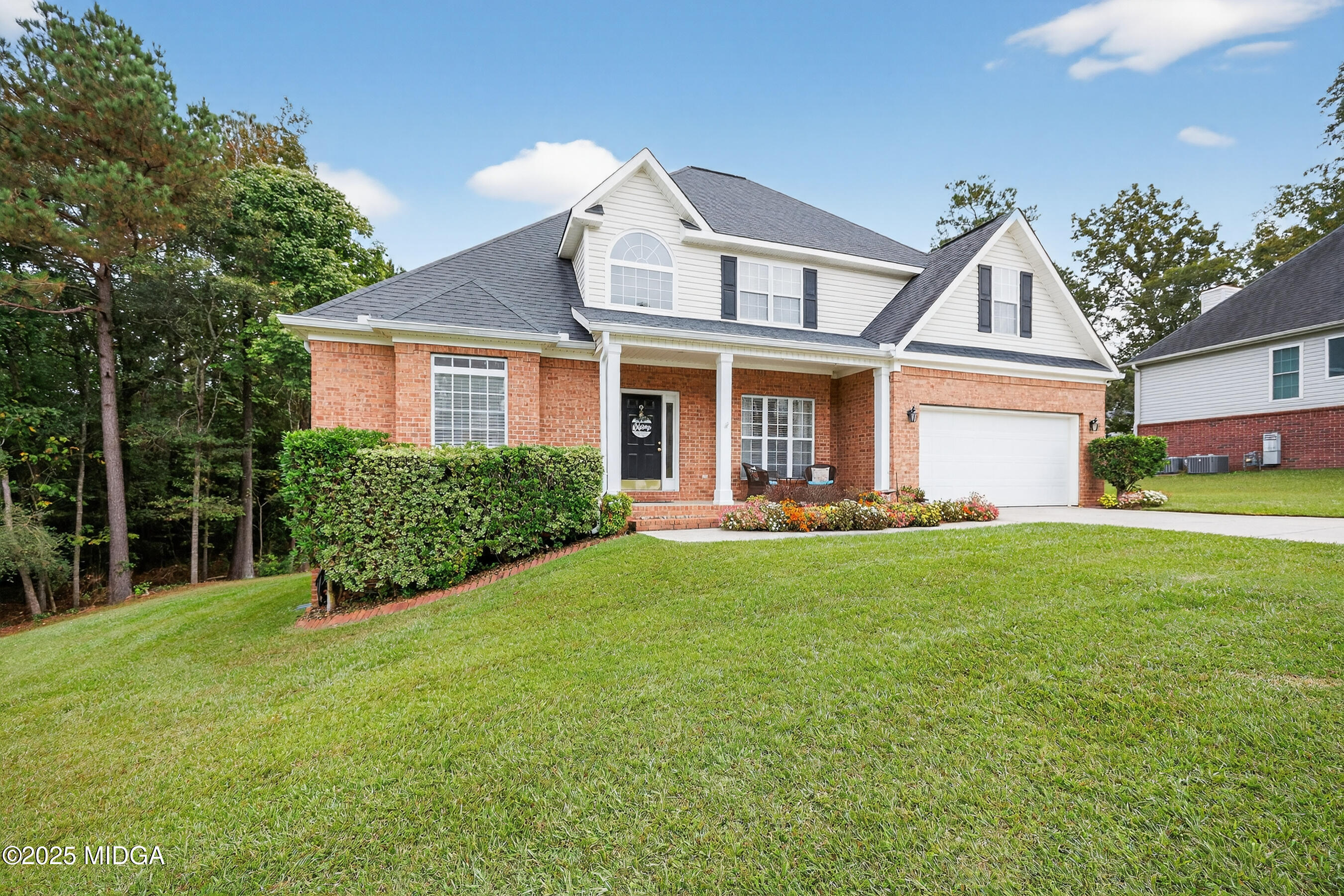 504 Edgefield Way Macon, GA 31210 - Photo 2 of 41 01-016_5W7A4679