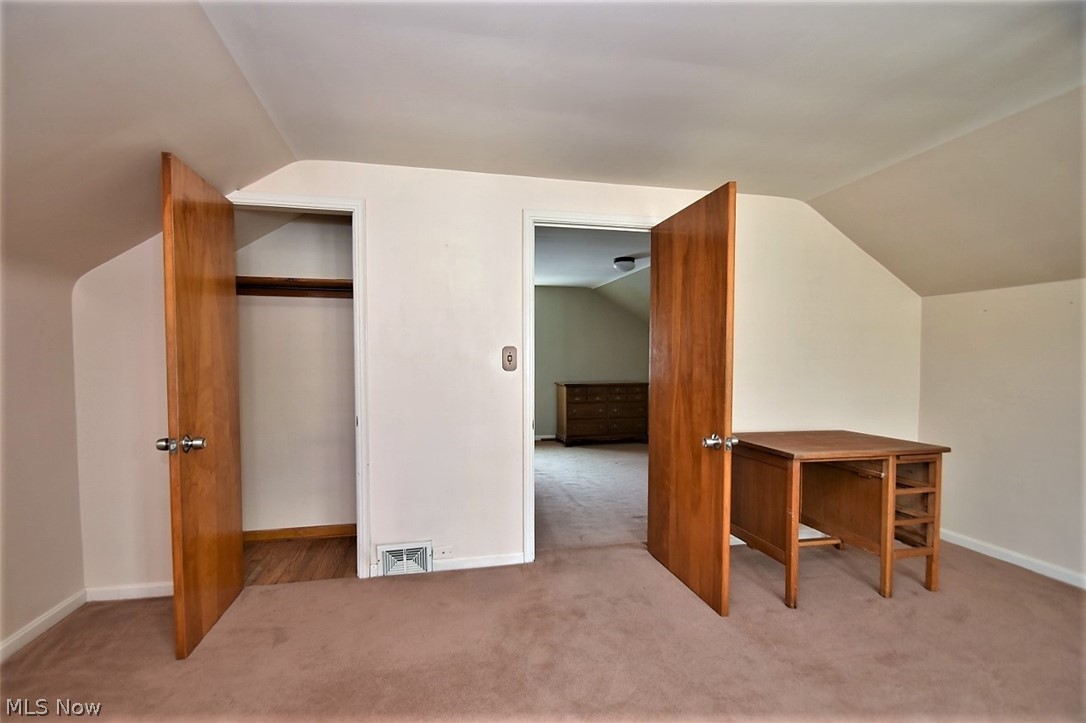1651 Harwich Road Cleveland, OH 44124 - Photo 24 of 33