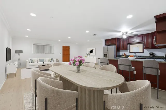 $650,000 | 5264 Satsuma Avenue, Unit 9, North Hollywood, CA 91601