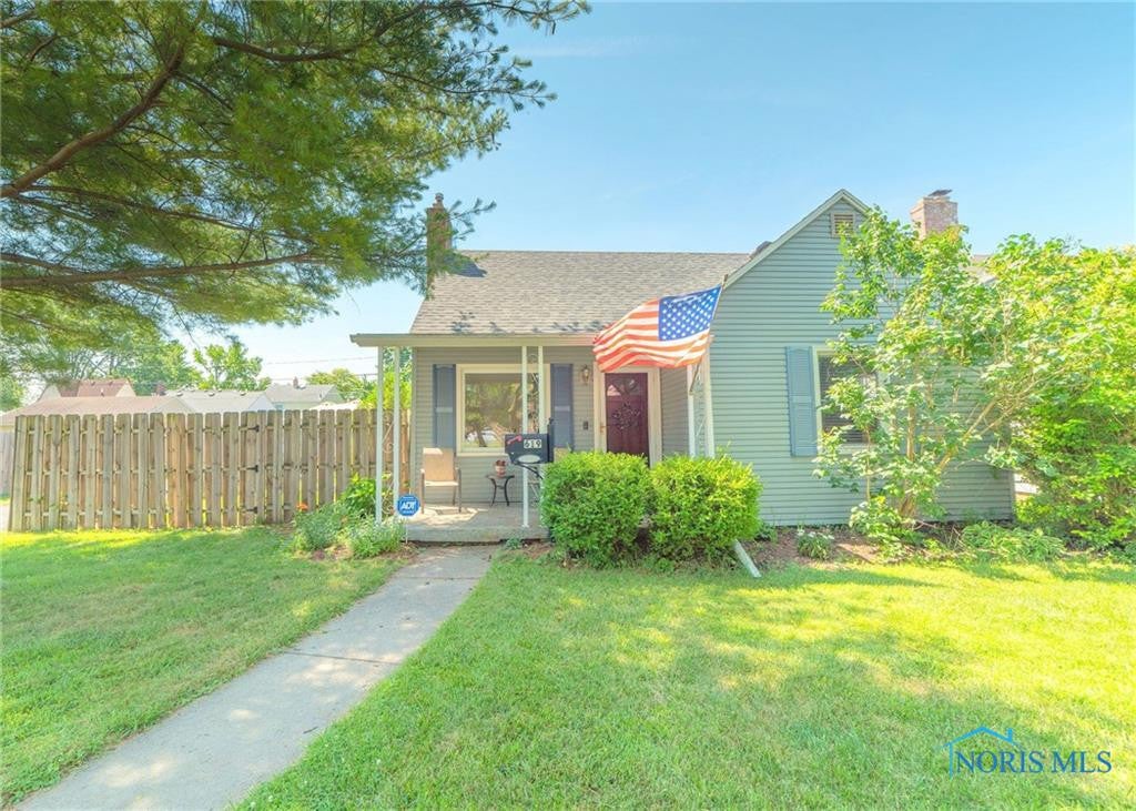 619 Waybridge Road Toledo, OH 43612 - Photo 1 of 28 Gallery Image 1