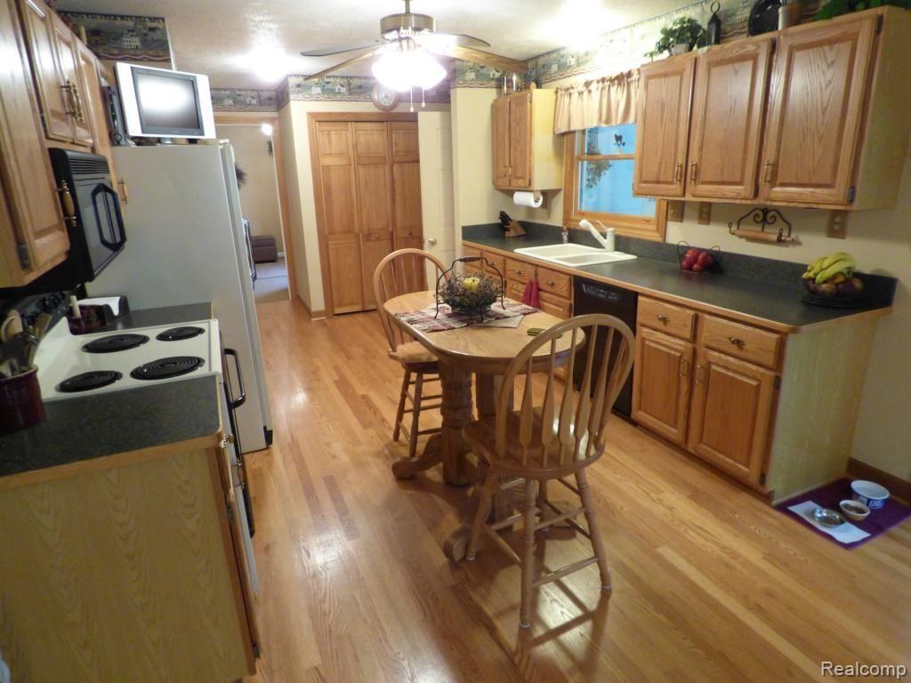 2900 Argentine Road Howell, MI 48855 - Photo 11 of 45