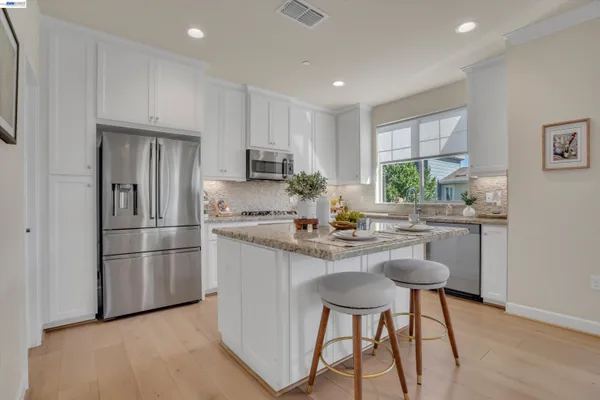 $899,999 | 375 Basswood Common, Unit 9, Livermore, CA 94551