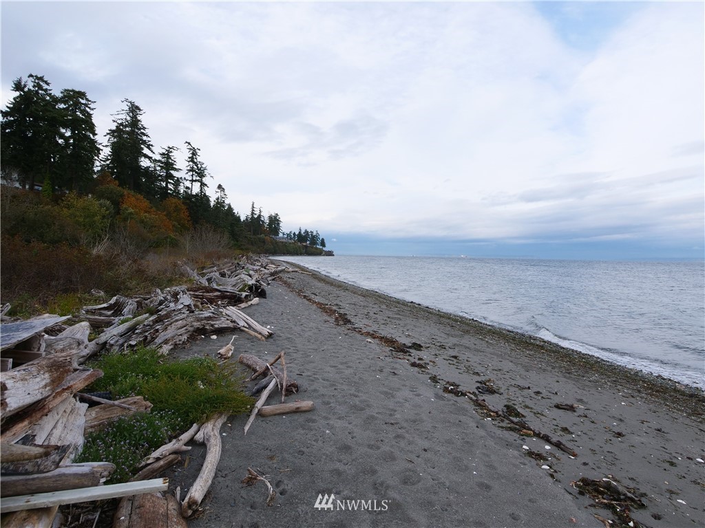 21357 President Point Road Northeast Kingston, WA 98346 - Photo 16 of 18 Gallery Image 16