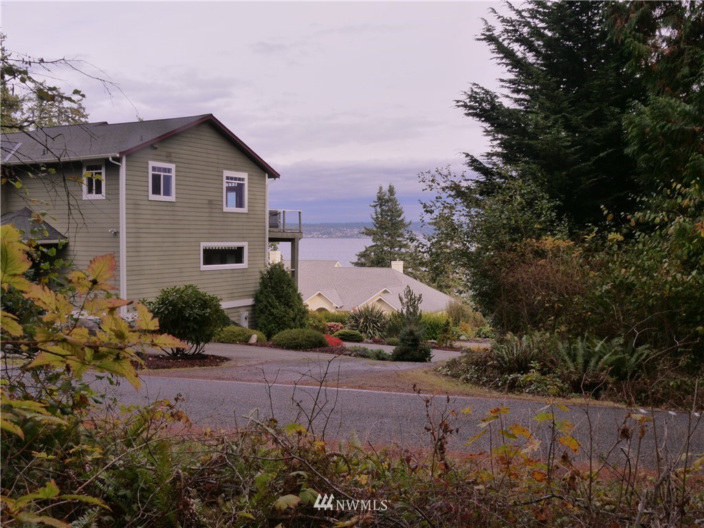 21357 President Point Road Northeast Kingston, WA 98346 - Photo 6 of 18 Gallery Image 6