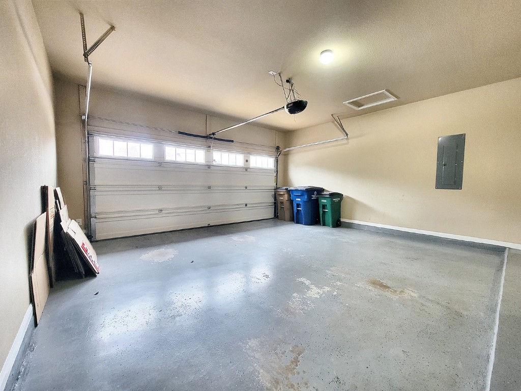 7508 Colina Vista Loop, Unit B Austin, TX 78750 - Photo 40 of 40 a view of empty room