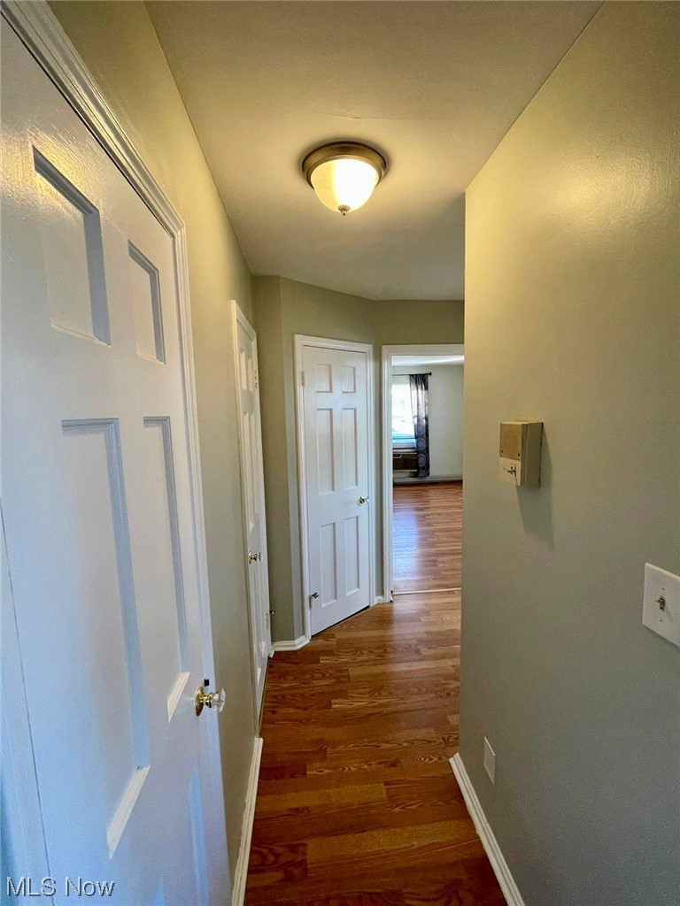 13833 Cedar Road, Unit 306A South Euclid, OH 44118 - Photo 8 of 12 Hallway