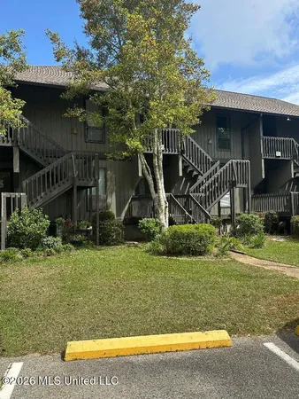 $132,000 | 232 Lanai, Unit J, Diamondhead, MS 39525