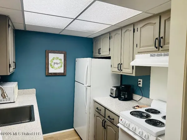 $132,000 | 232 Lanai, Unit J, Diamondhead, MS 39525