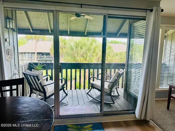 $132,000 | 232 Lanai, Unit J, Diamondhead, MS 39525