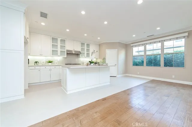 $1,880,000 | 55 White Blossom, Irvine, CA 92620