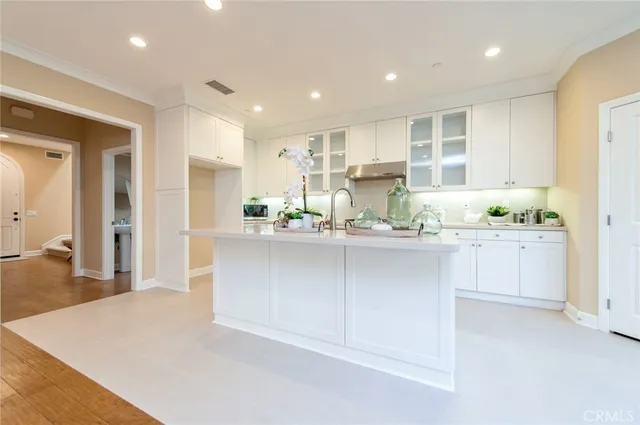 $1,880,000 | 55 White Blossom, Irvine, CA 92620