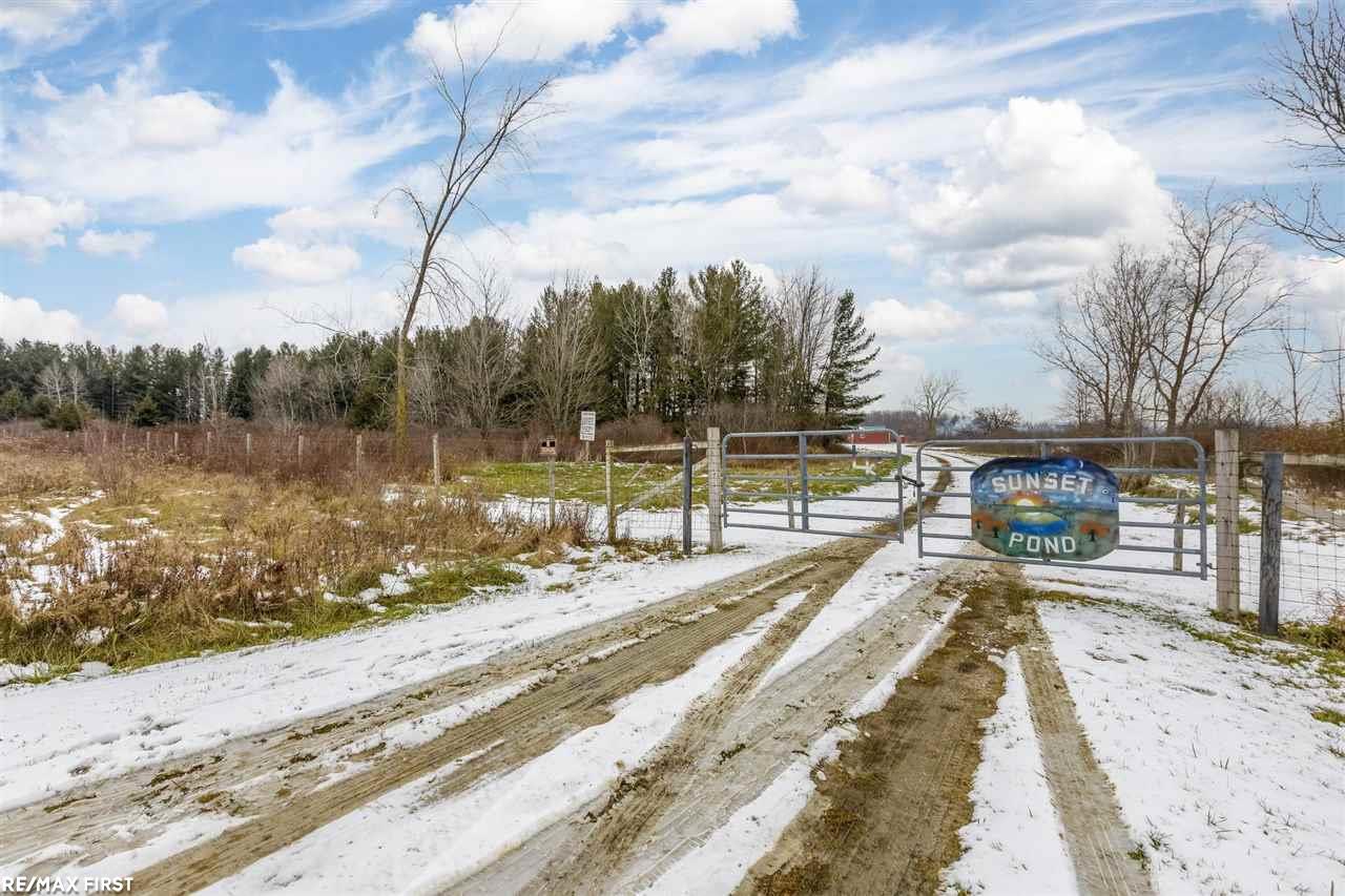 8734 Metcalf Road Avoca, MI 48006 - Photo 1 of 33