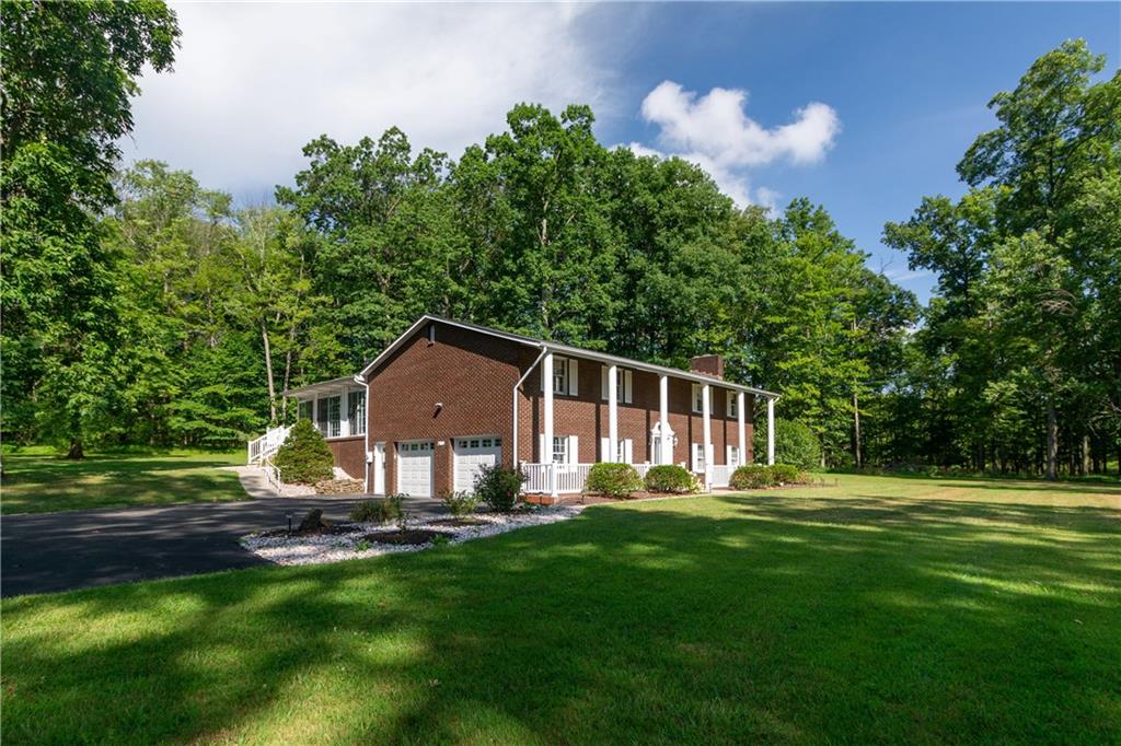 7189 Country Club Road Butler, PA 16001 - Photo 3 of 25