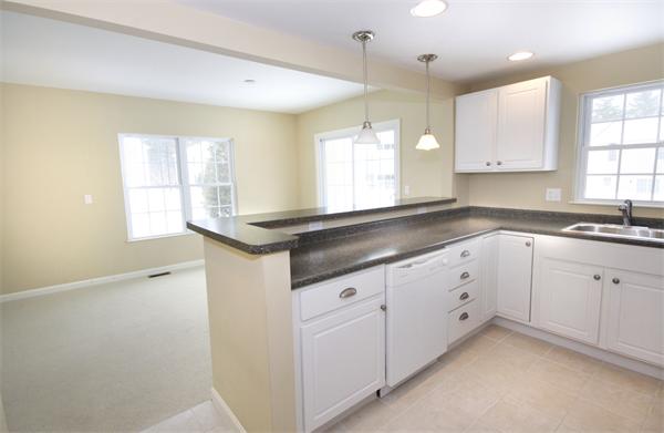 37 Turtle Brook Road, Unit 263 Canton, MA 02021 - Photo 3 of 12 Gallery Image 3