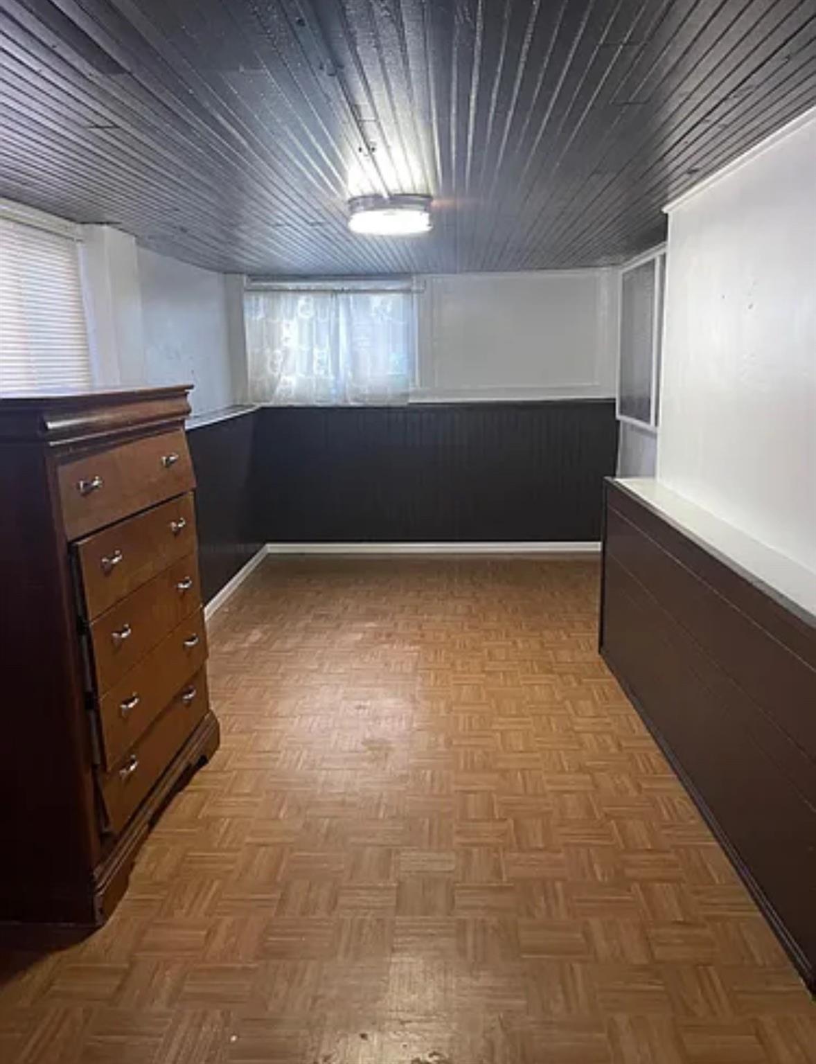 2564 Paulding Avenue Bronx, NY 10469 - Photo 14 of 14