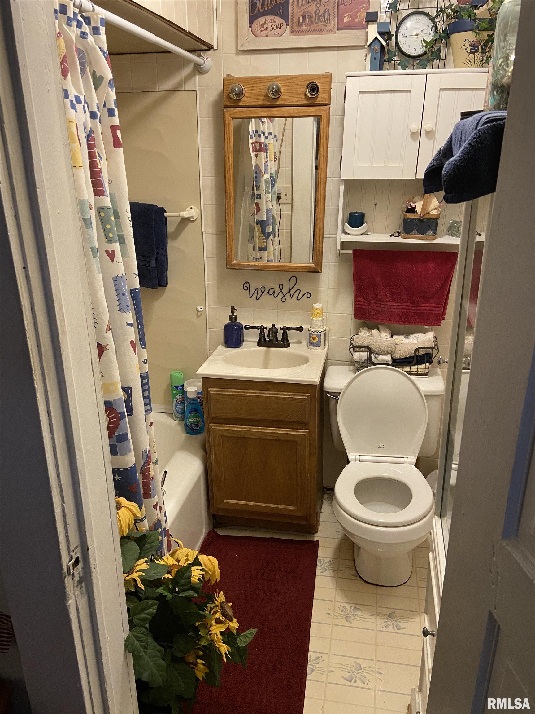 9798 Saraville Road Stonefort, IL 62987 - Photo 13 of 15