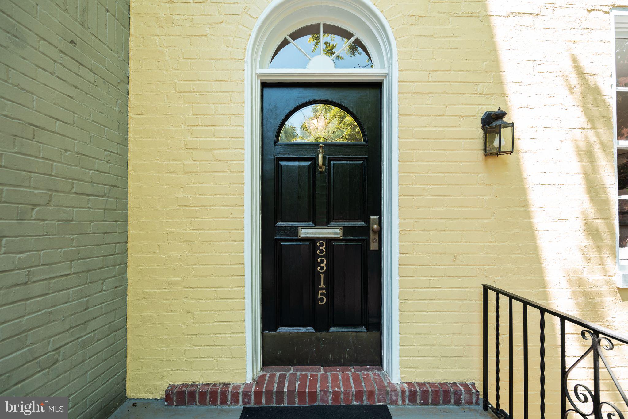 3315 Dent Place Northwest Washington, DC 20007 - Photo 4 of 41 Front Door