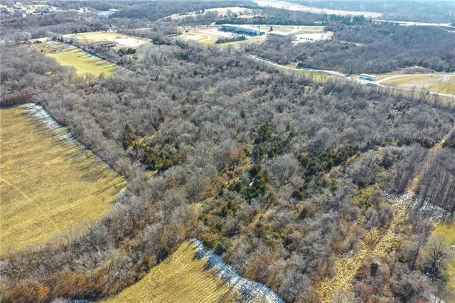 $400,000 | 9721 Elm Avenue, Kansas City, MO 64134