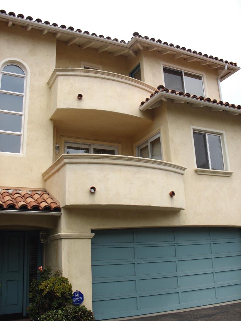 222 Meigs Road, Unit 4 Santa Barbara, CA 93109 - Photo 8 of 10 Another front view