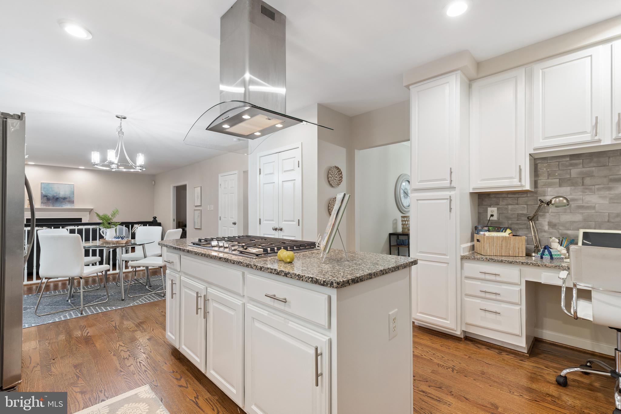 15528 Thompson Road Silver Spring, MD 20905 - Photo 19 of 70 Kitchen