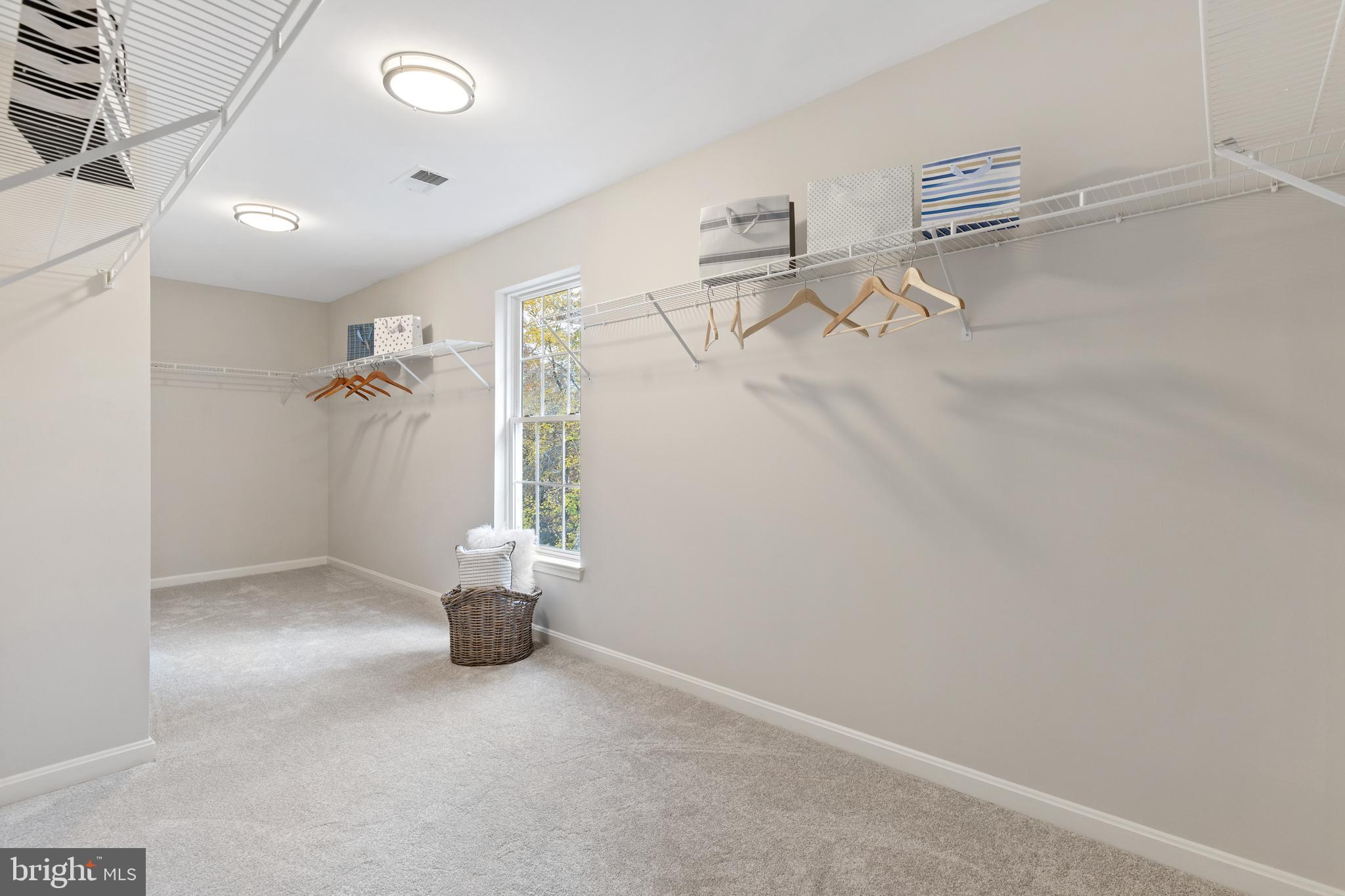 15528 Thompson Road Silver Spring, MD 20905 - Photo 42 of 70 Master closet