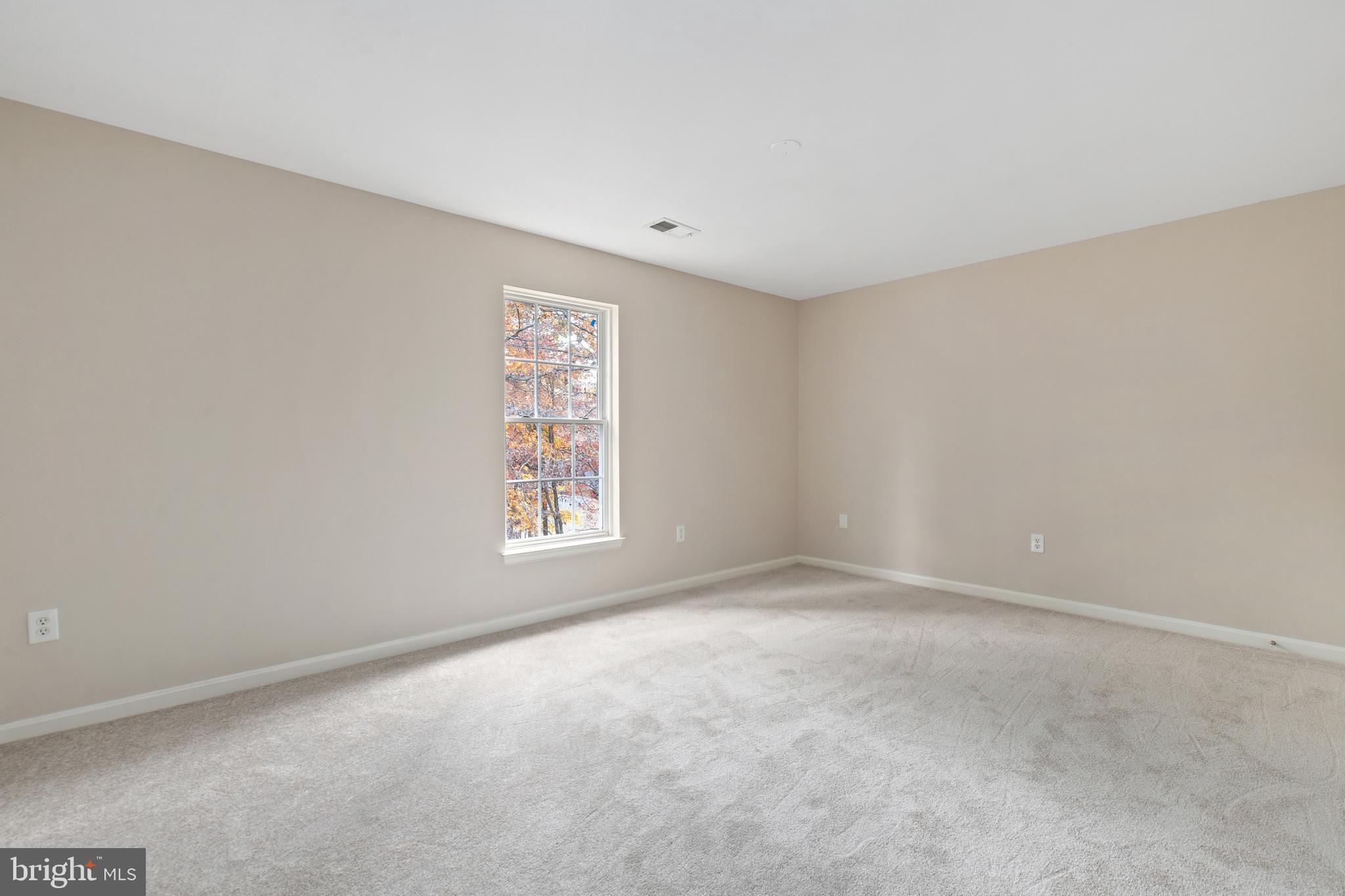 15528 Thompson Road Silver Spring, MD 20905 - Photo 43 of 70 Upstairs Bedroom 2