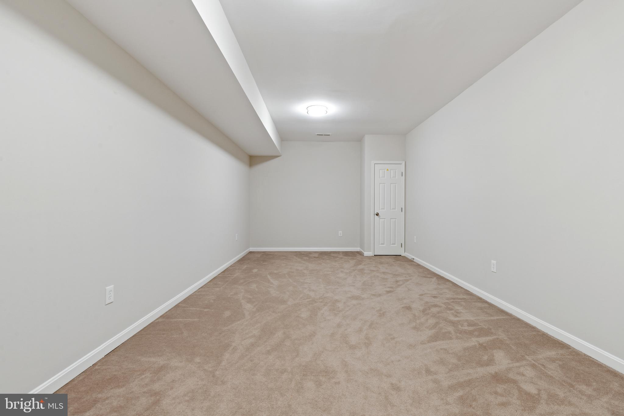 15528 Thompson Road Silver Spring, MD 20905 - Photo 54 of 70 Basement bonus room