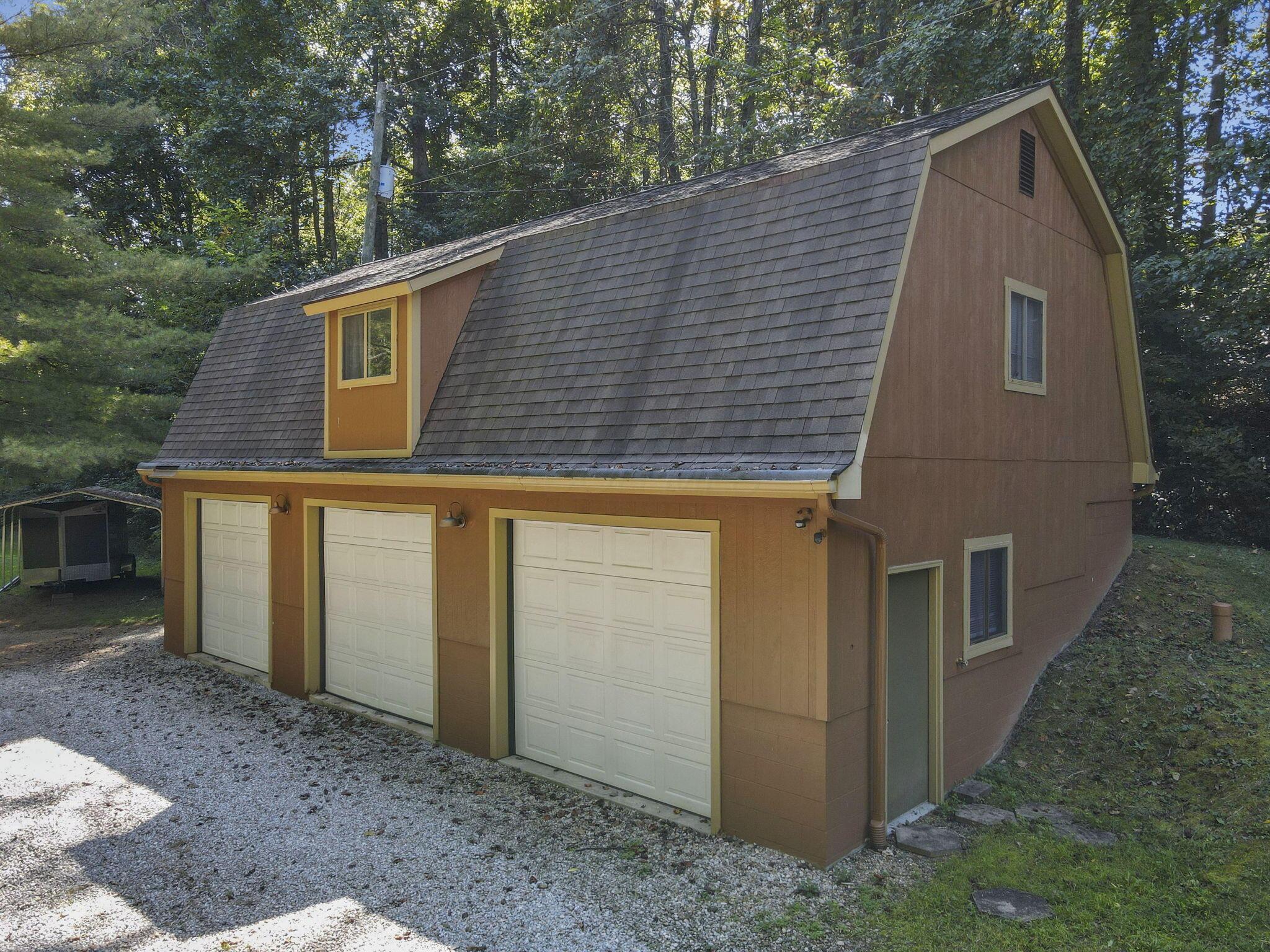 37801 Deible Road Logan, OH 43138 - Photo 36 of 72 81-web-or-mls-DJI_0861