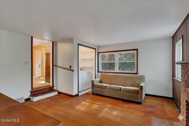 $375,000 | 2150 Highway 143, Coeymans, NY 12007