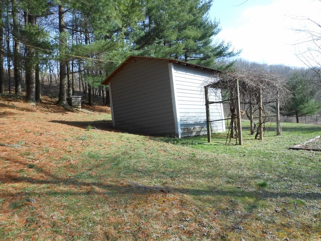 1256 Golden Oaks Road Holbrook, PA 15341 - Photo 13 of 19 Gallery Image 13