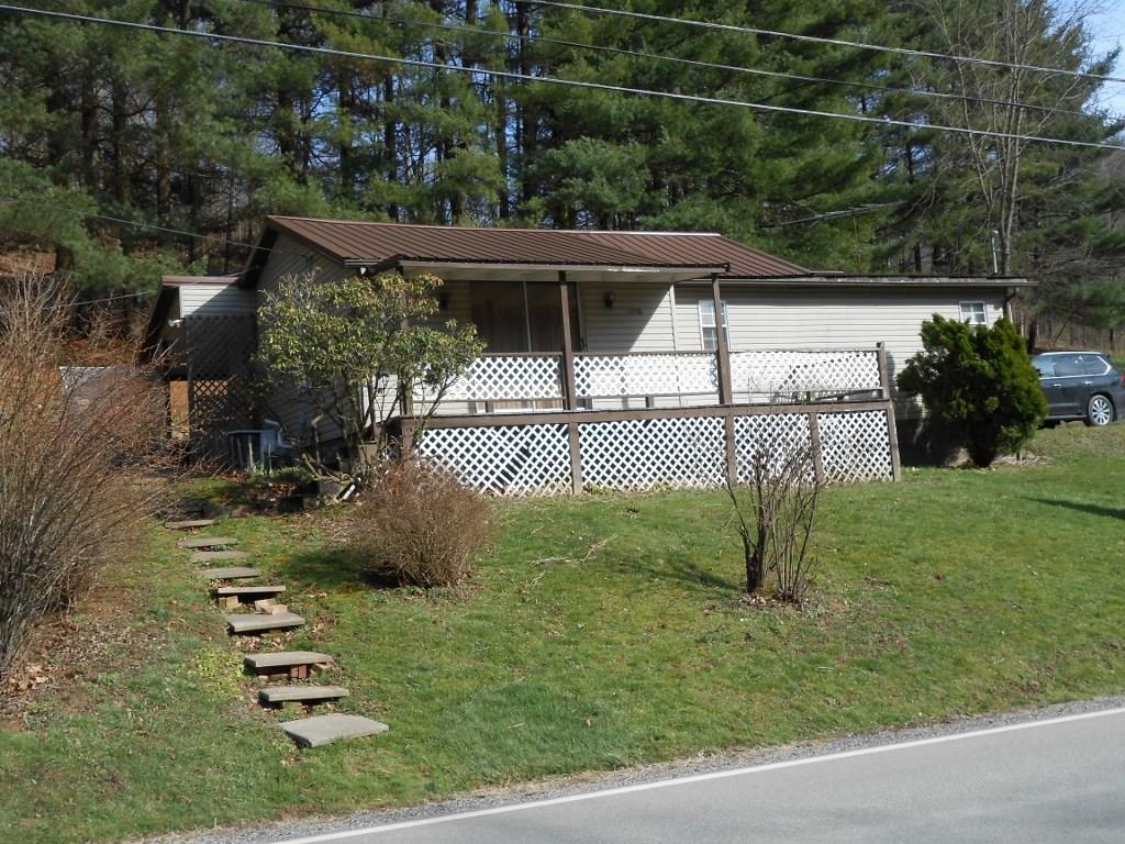 1256 Golden Oaks Road Holbrook, PA 15341 - Photo 18 of 19 Gallery Image 18
