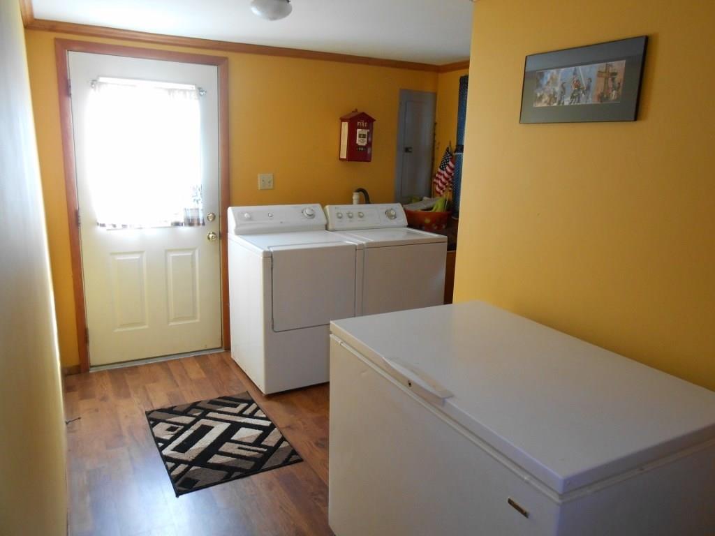 1256 Golden Oaks Road Holbrook, PA 15341 - Photo 5 of 19 Gallery Image 5