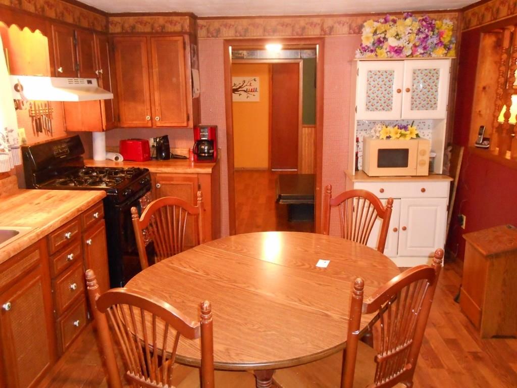 1256 Golden Oaks Road Holbrook, PA 15341 - Photo 9 of 19 Gallery Image 9