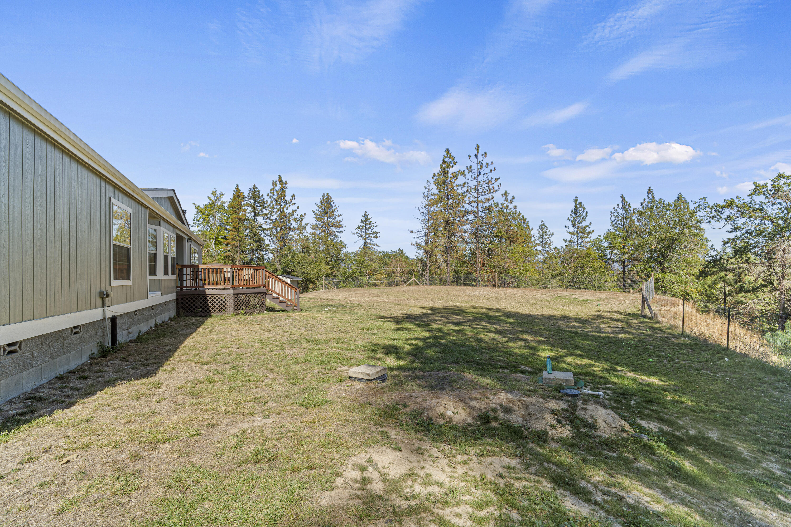 132 Marcy Loop Road Grants Pass, OR 97527 - Photo 22 of 35 132 Marcy Loop - 09
