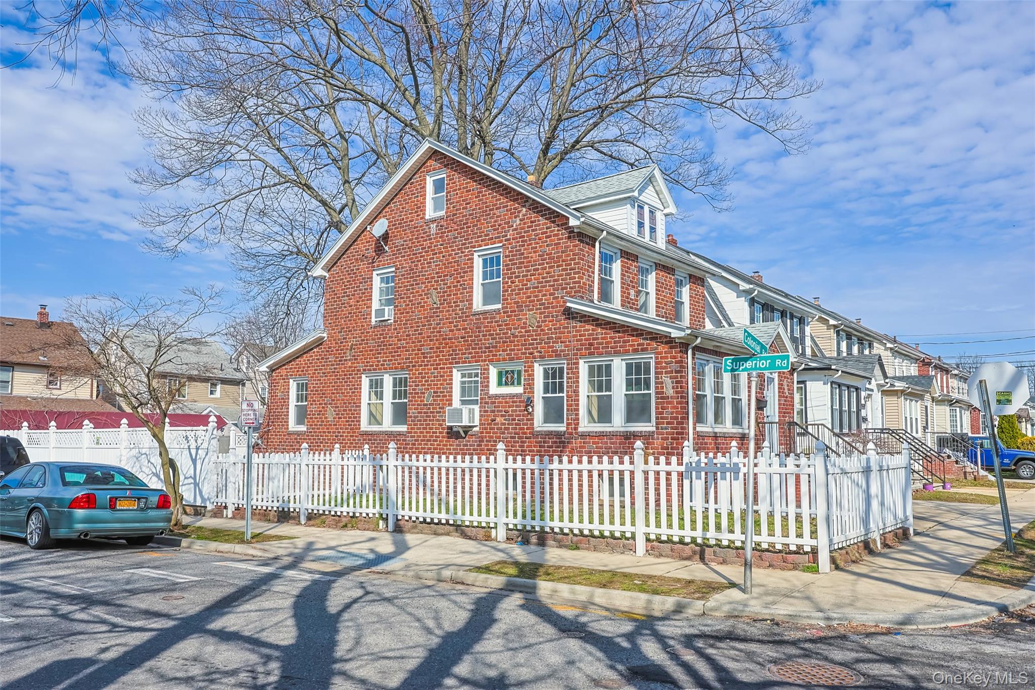 96 Colonial Road Floral Park, NY 11001 - Photo 2 of 29