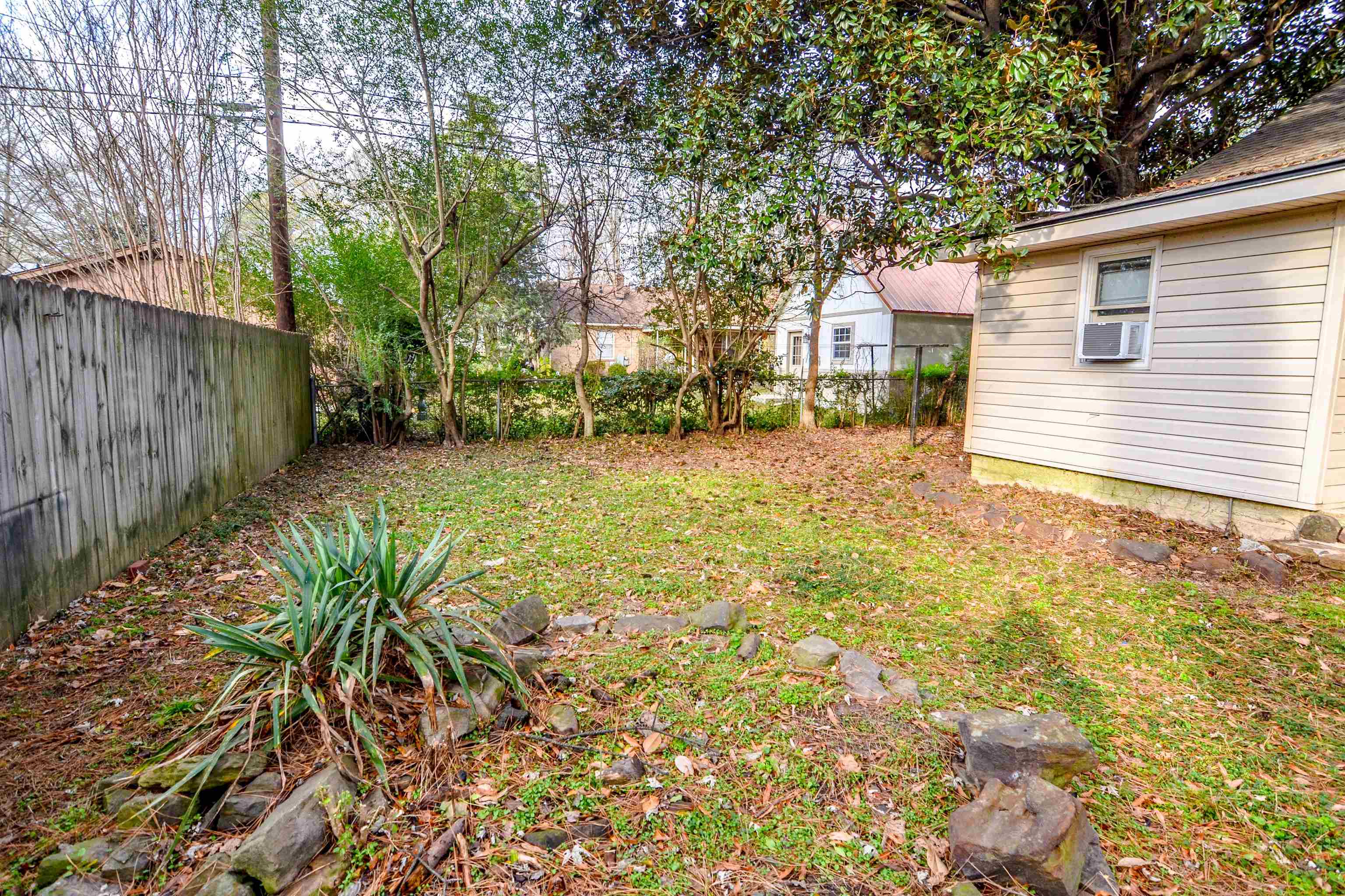 767 Ivy Road Memphis, TN 38117 - Photo 24 of 25 Gallery Image 24