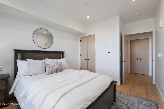 $1,980,000 | 124 Village Lane, Unit 418, Sandpoint, ID 83864