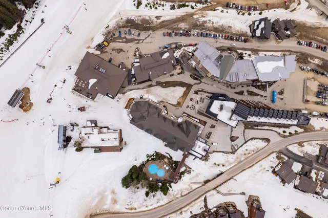 $1,980,000 | 124 Village Lane, Unit 418, Sandpoint, ID 83864