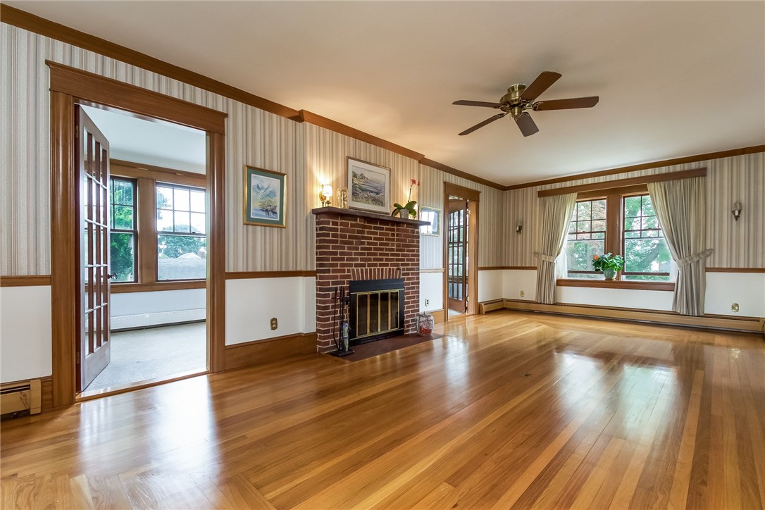 71 Highland Road Tiverton, RI 02878 - Photo 7 of 39